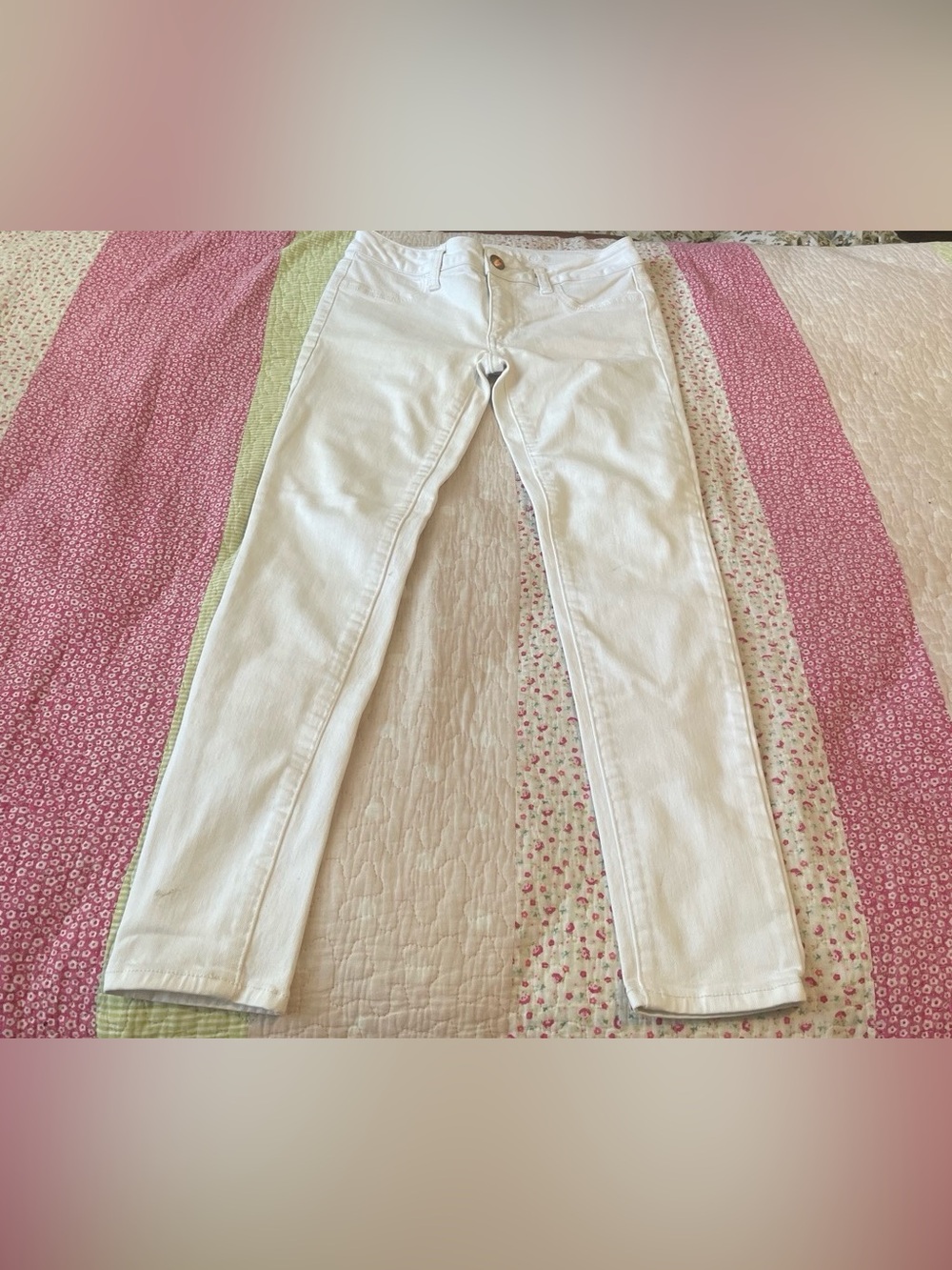 American Eagle Outfitters White Skinny Jeans